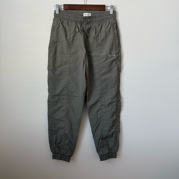 NWOT WILO The Label Sage Green Parachute Pants Joggers - Picture 2 of 6